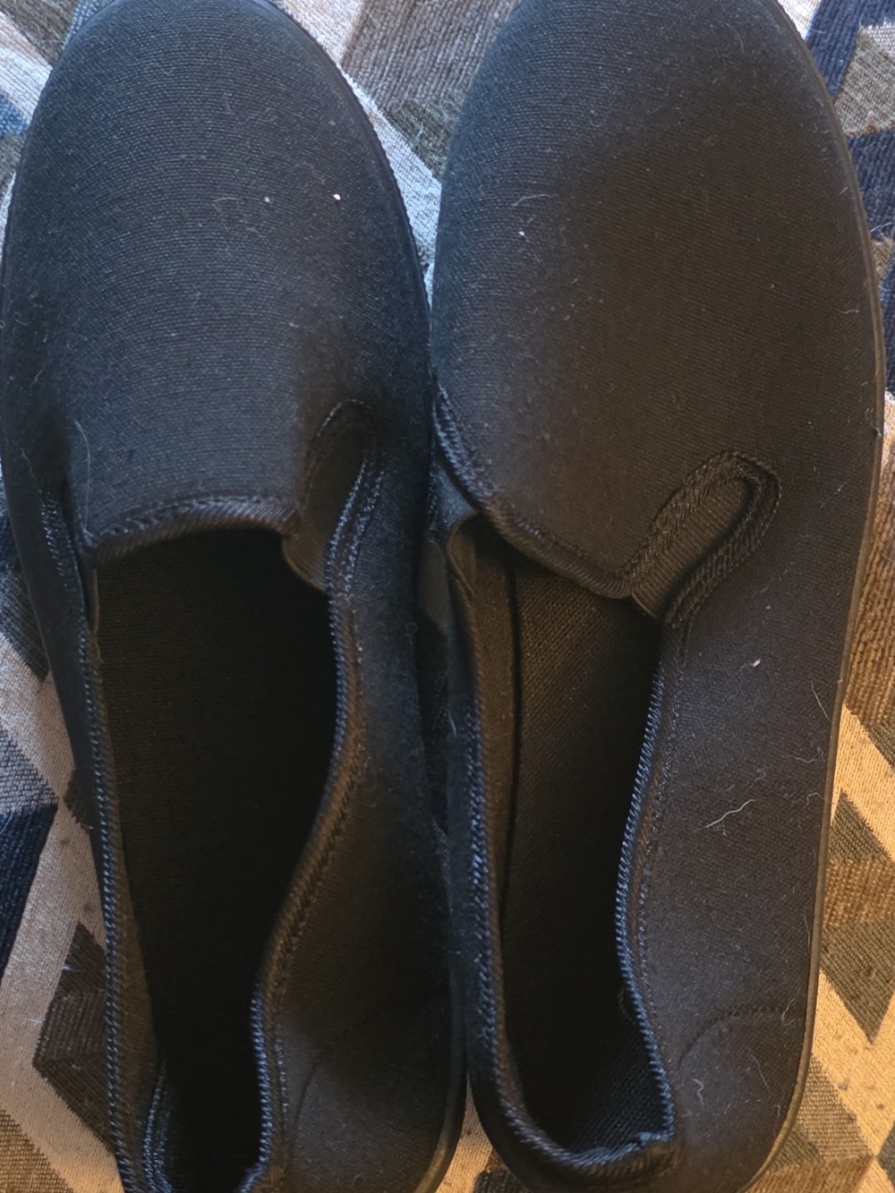 Source Unknown Black Slip-On Canvas Flats
